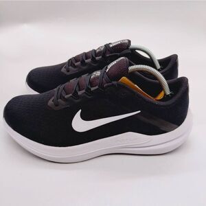 Nike Winflo 10‎ Running Sneakers Mens Size 9.5 Wide Width Black White Shoes